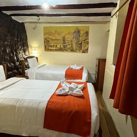 Hostal Andenes De Alabado Cuzco Exterior photo