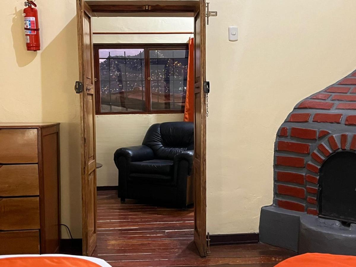 Hostal Andenes De Alabado Cuzco Exterior photo