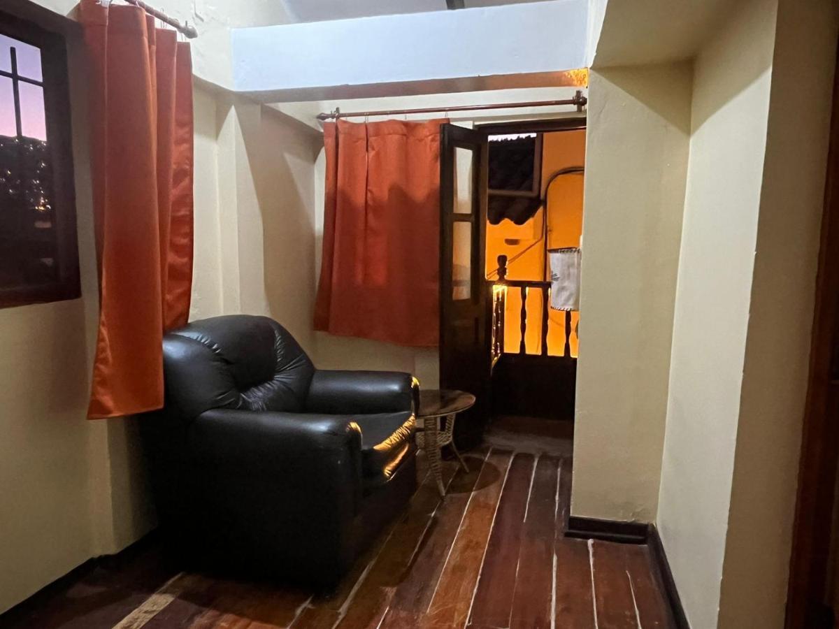 Hostal Andenes De Alabado Cuzco Exterior photo